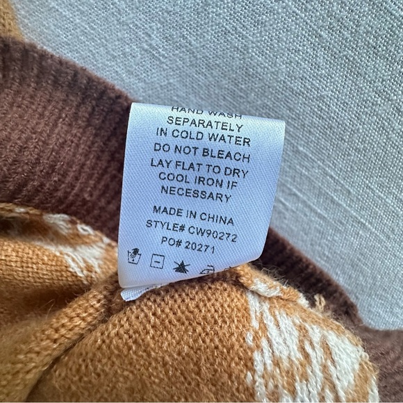 Fair Isle Sweater ASO Sydney Sweeney Alternative Womens M Mock NWT Fall Nordic - Picture 7 of 9